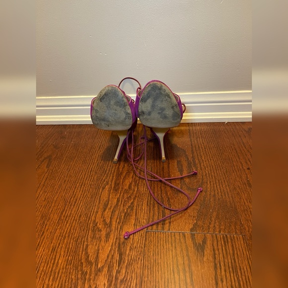 Magenta Steve Madden lace up heels - Picture 5 of 5